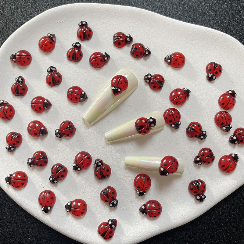 50 Stücke 3D Harz Rot Marienkä – Art Craft Ladybug Bewertung und Preis